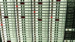 0000009498_n05.jpg (181683 bytes)